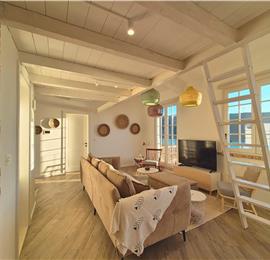 4 bedroom villa with pool and sea views, Kumbor, sleeps 8-10